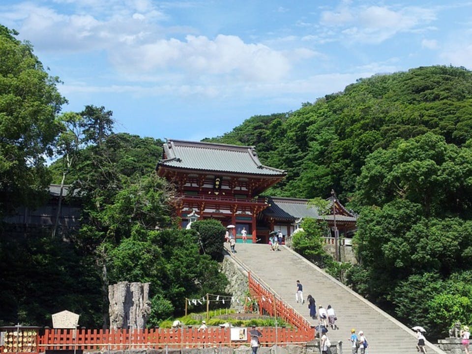 Large tsurugaoka hachimangu shrine 476135 640