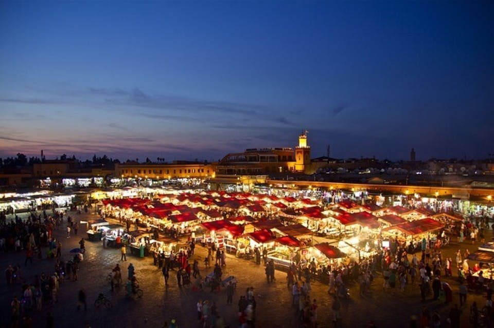 モロッコの夜の街