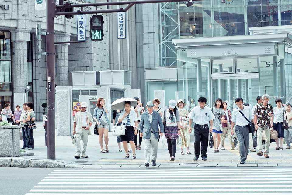 札幌駅の人々