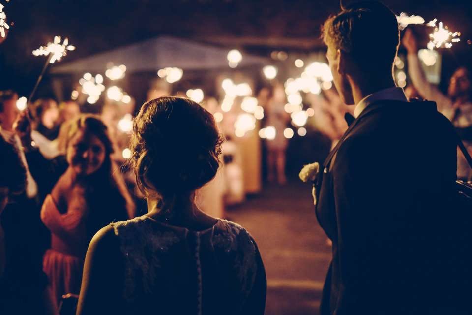 結婚式の二次会での出会いを逃がさないコツ＆発展させる3つの方法