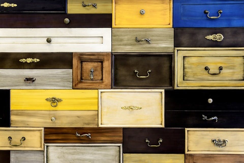 Large drawers 2714678 640