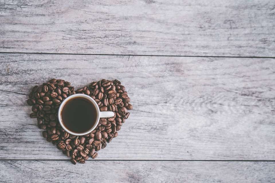 ハート形のコーヒー豆