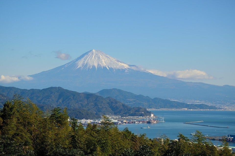 雄大な自然と富士山