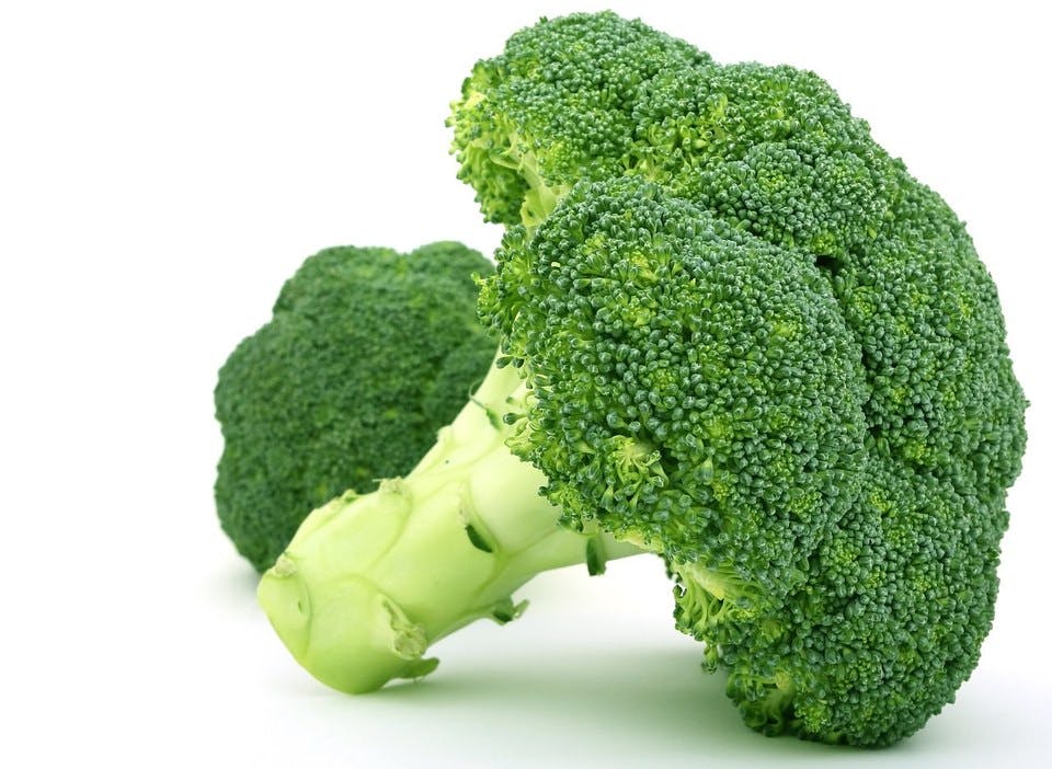 Large broccoli 1239149 1280
