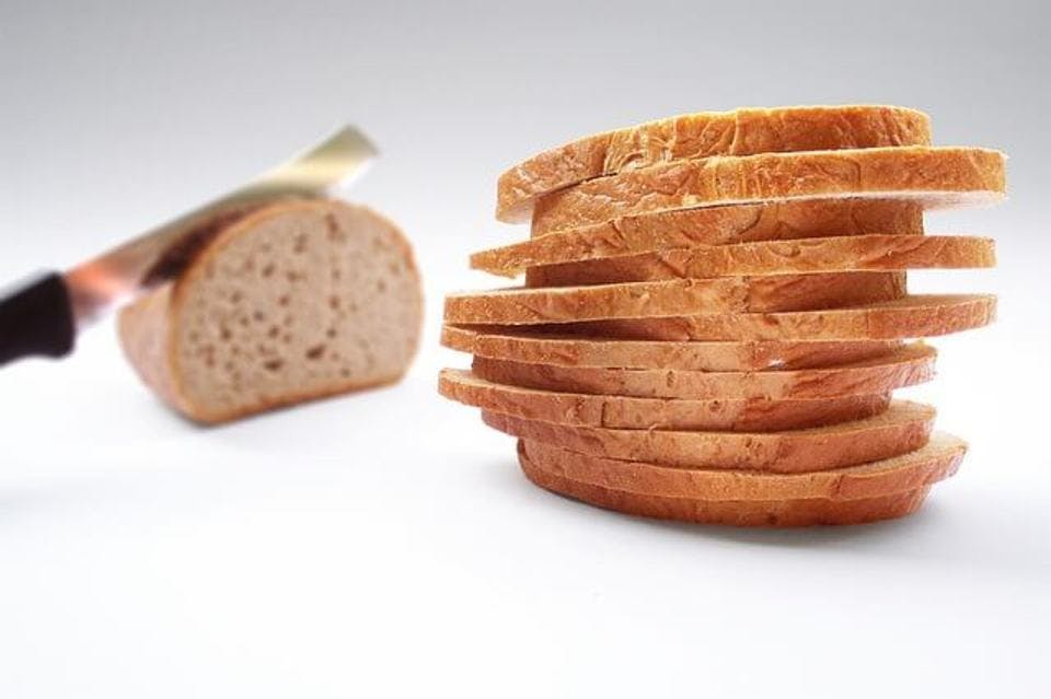 スライスにしたパン