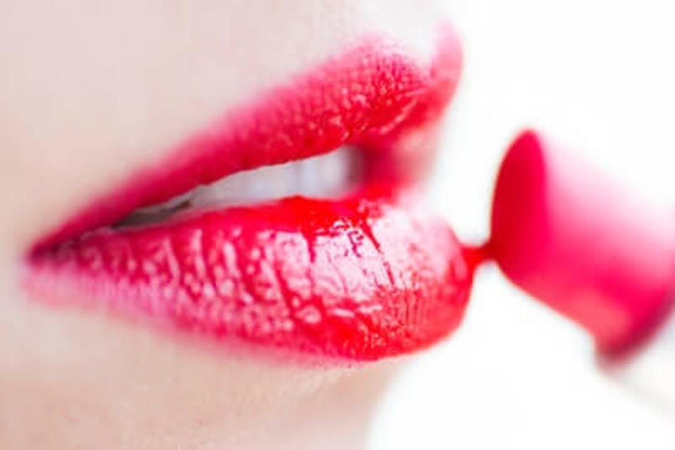 男が恋するエロい唇の13の特徴！魅惑のエロい唇を作るには？