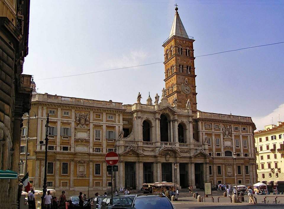 イタリアの中のバチカン市国サンタ・マリア・マッジョーレ大聖堂