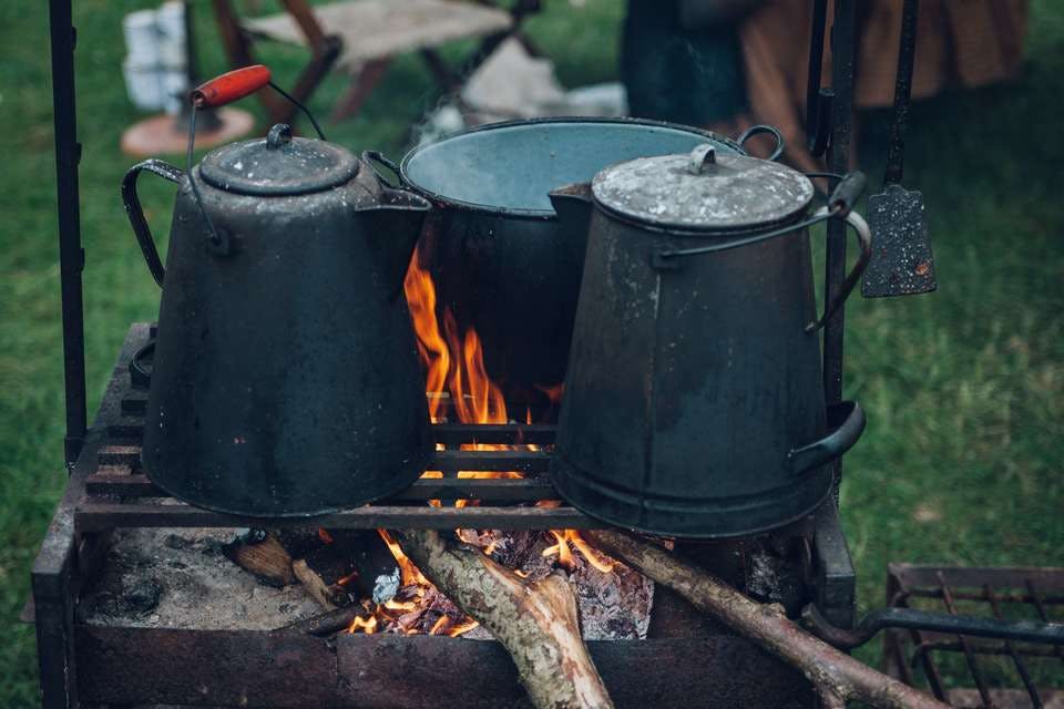 キャンプの鍋