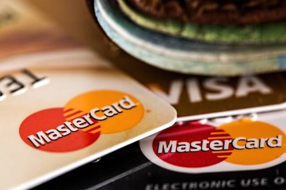 モスバーガーでJCBのクレジットカードが使えるようになった