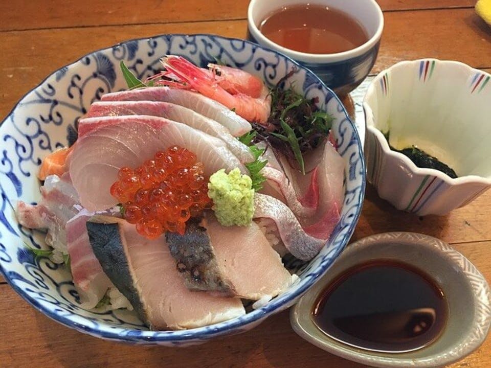 札幌市場の海鮮丼