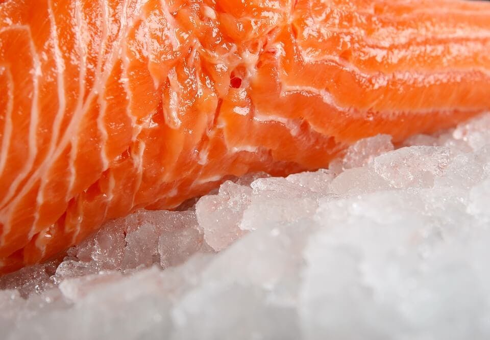 レシピで使う鮭も筋子と一緒に冷凍