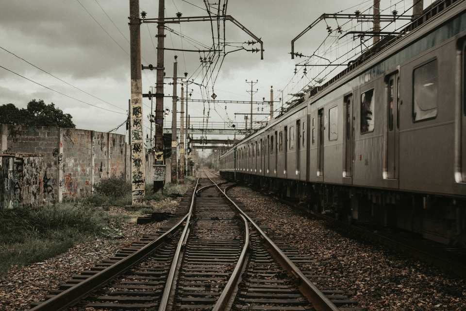 鎌倉の観光地に向かう電車