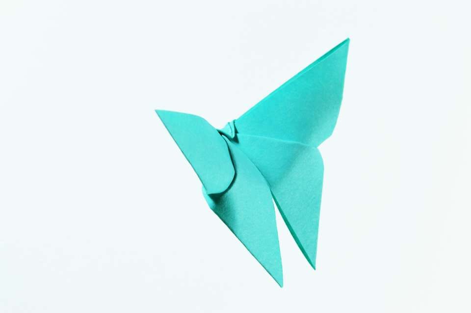 折り紙風船とは全く違う折り方