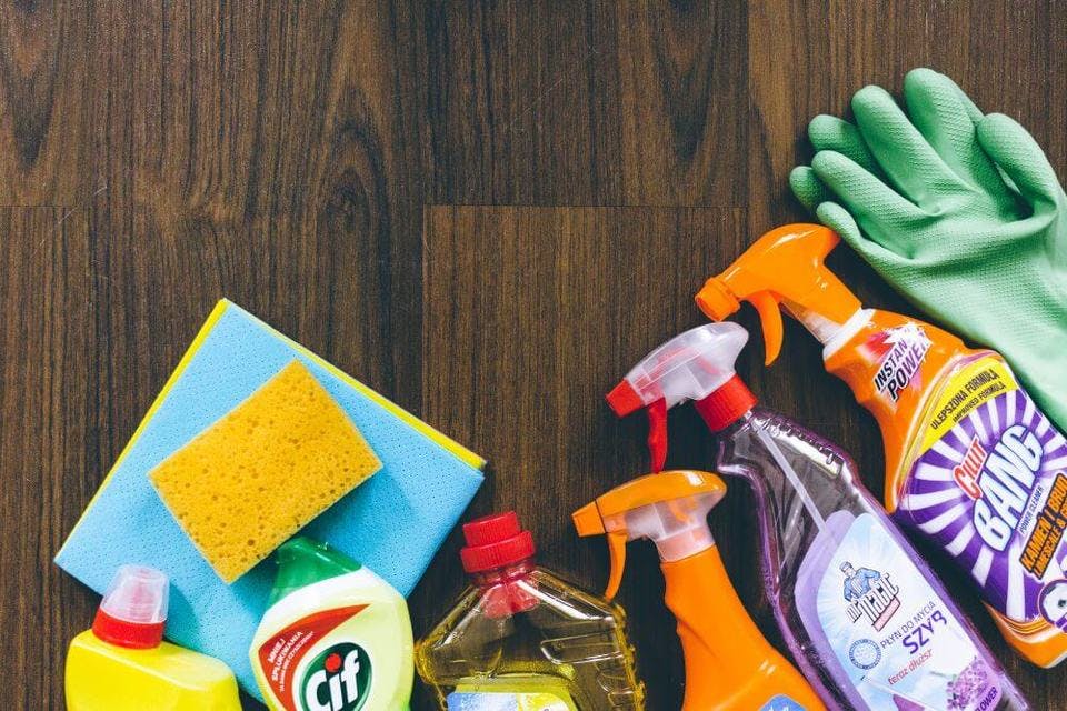 Large household cleaning products 1000x667