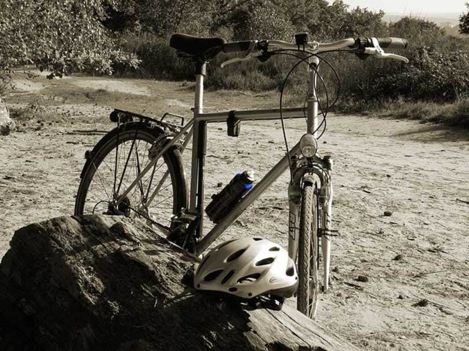 自転車用ヘルメットおすすめ画像