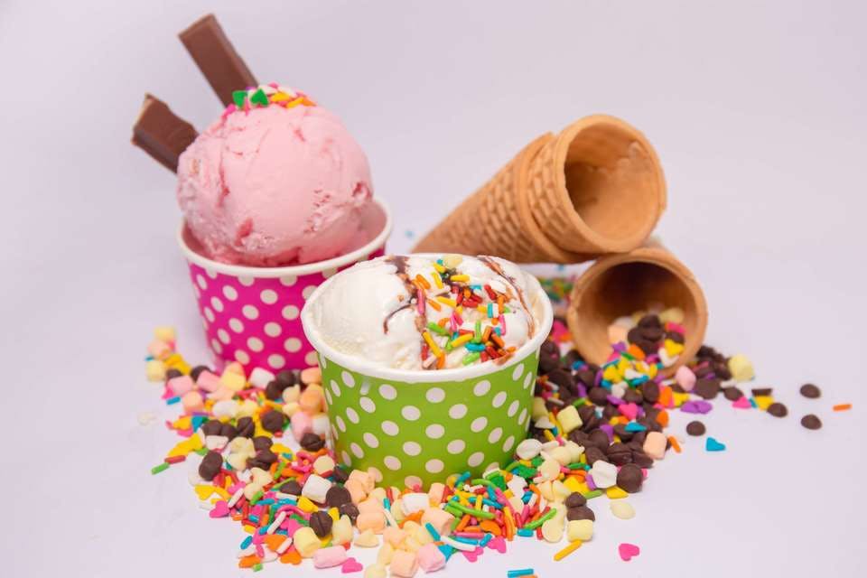 Large cone cups delicious 1362534  2   1 