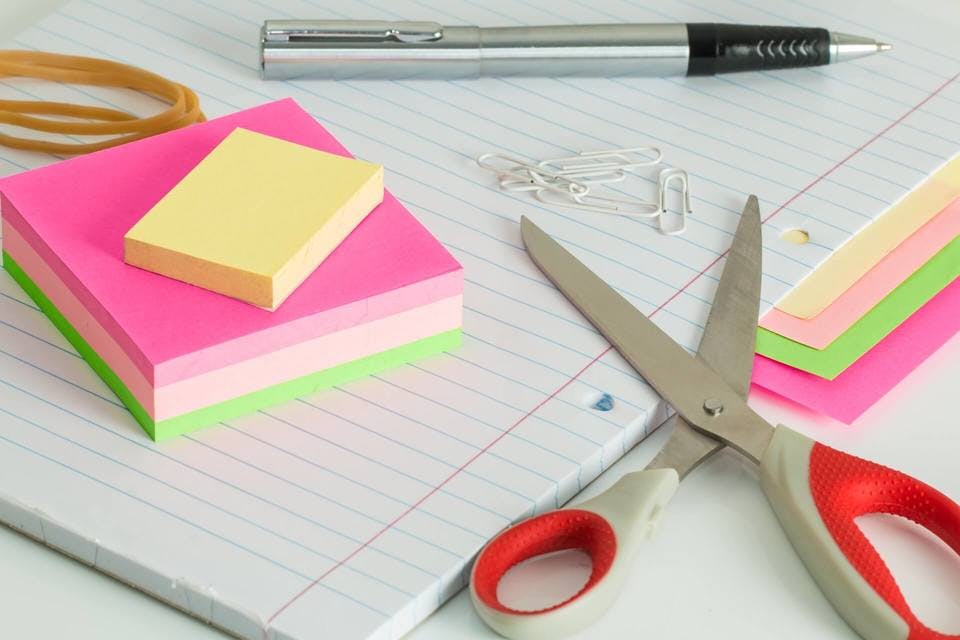 Large post it notes 2836842 1920