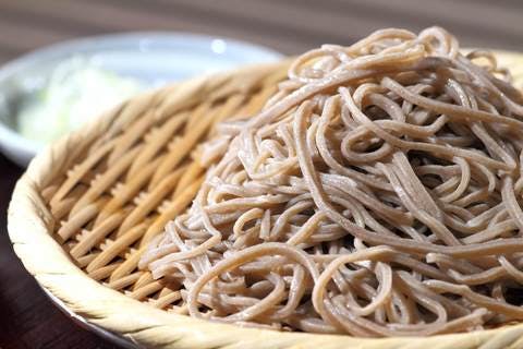 Medium soba noodles 801660 1920