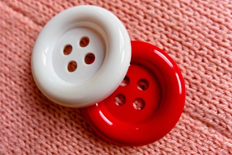 ハンドメイド素材のボタン
